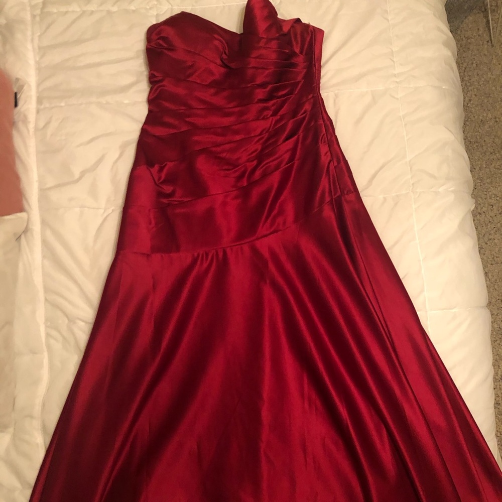 Long Fire Red Strapless Dress